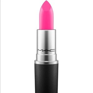 MAC Cosmetics NEW Lipstick Candy Yum Yum